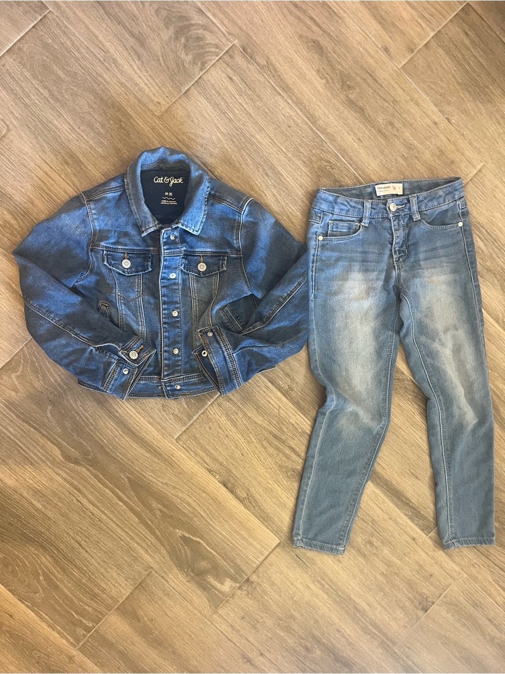 Cat & Jack Girls Blue Denim Jacket and Beautees Skinny Jeans Set